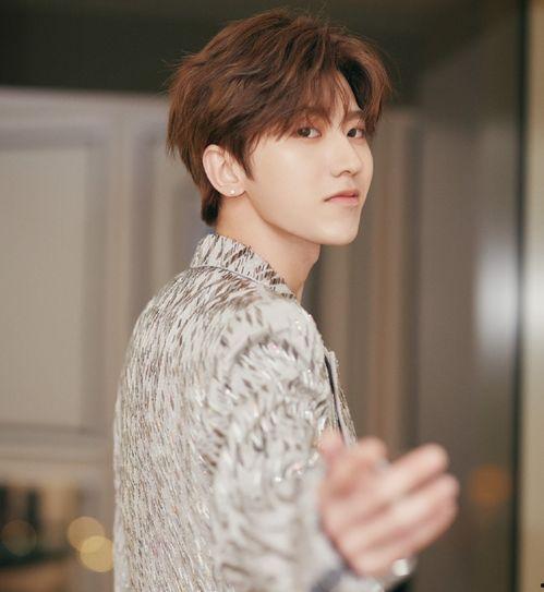 金有謙裸考成網(wǎng)紅,網(wǎng)絡(luò)世界見證裸考奇跡