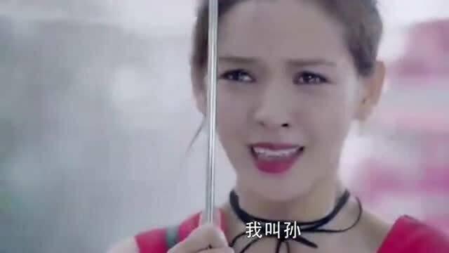 明星下雨天摔傷,明星意外受傷引關(guān)注